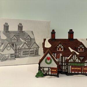 Department 56 Dickens’ Village - Ashbury Inn